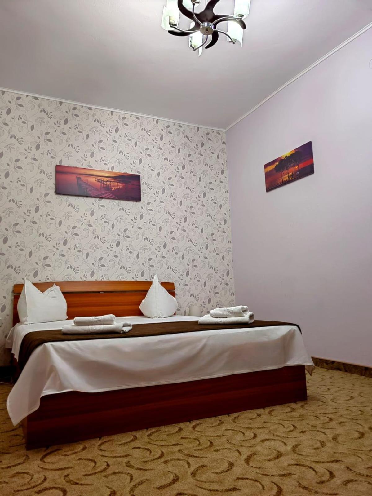 Triumph Hotel 3*